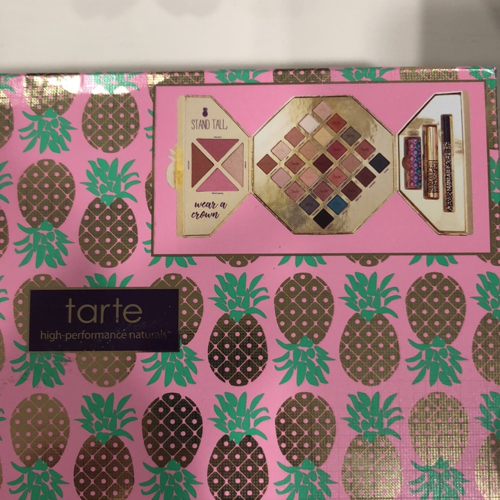 Tarte Makeup Kit NEW!